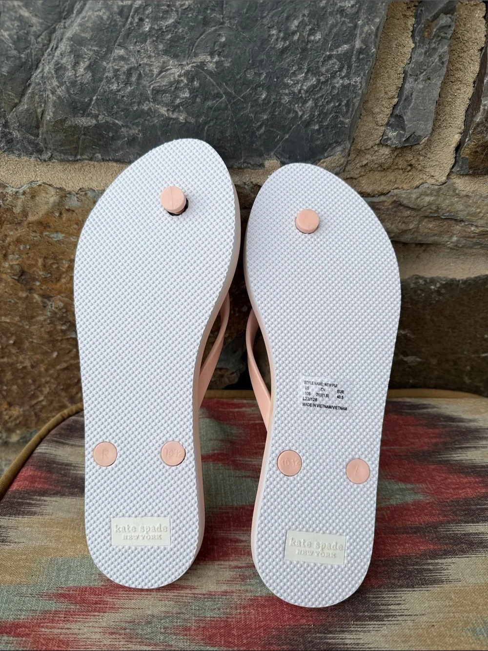 NEW Kate Spade New Fiji Watermelon Party/Pink Salt Flip Flops size 10